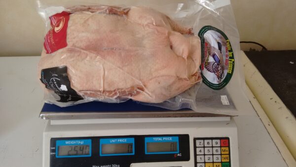 Pato Muscovy  unidad congelada 2 a 2,5 kilos